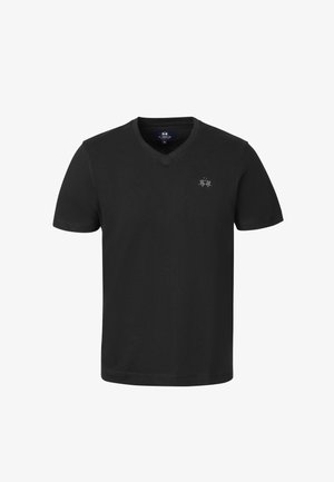 Schwarzes Kurzarm-V-Neck-T-Shirt mit kleinem grauen Logo auf der linken Brust, dargestellt vor weißem Hintergrund.