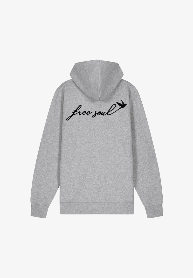 Hoodie gris avec capuche à cordon. Présente un texte brodé noir "free soul" et un petit accent d'oiseau, fabriqué en matériau doux.
