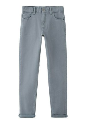 Jean gris slim avec poignets retroussés, bouton à l'avant, fermeture éclair et design à cinq poches.