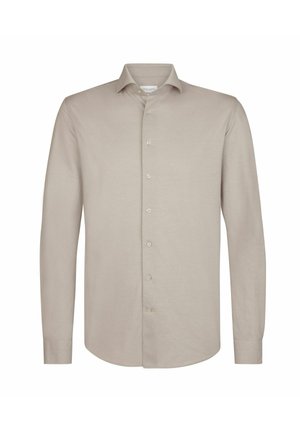 Lys beige langærmet skjorte med knaplukning foran, klassisk krave, glat tekstur og lige kant. Har en standard pasform og blødt stof.