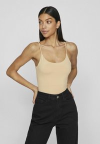 VILA BASIC - Débardeur - cuban sand