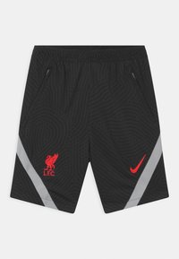 Musta urheilu shortsit, joissa on teksturoitu kuvio, punainen Liverpool FC -logo ja punainen Nike-kohouma, sekä harmaat vino viivat.