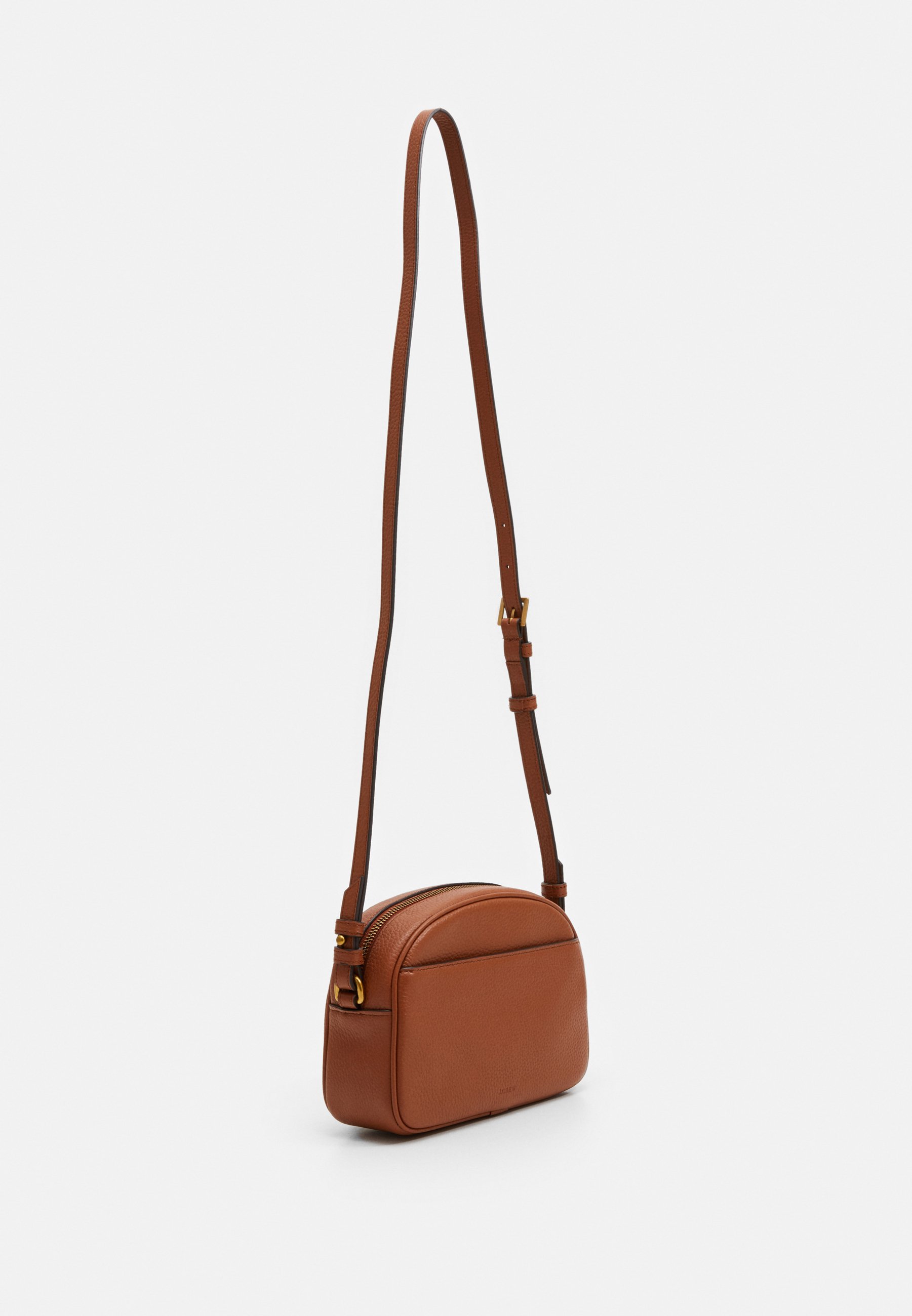 devon camera bag with detachable strap