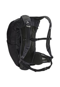 Zaino nero con pannelli in rete, spallacci regolabili e tasche laterali. Presenta una forma strutturata e un design minimalista.