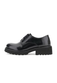 Scarpa lace-up in pelle lucida nera con suola in gomma spessa e tacco a blocco, mostrata di lato su sfondo bianco.