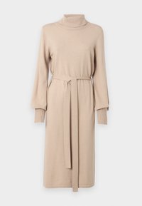 Vestito beige lavorato a maglia con collo alto, maniche lunghe, vita aderente con cintura in tessuto e polsini a costine. Tessuto liscio e design fino al ginocchio.