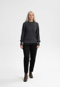 MELA GAURI - Strickpullover - anthrazit melange