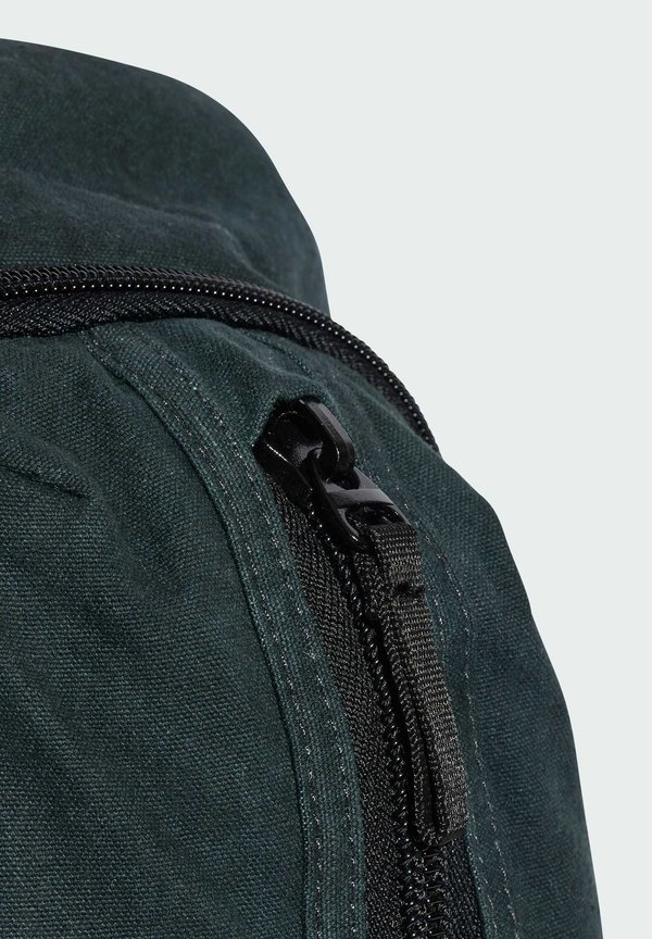 UTILITY - Rucksack - carbon4
