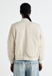 Vero Moda VMNINNA  - Bomberjacks - oatmeal