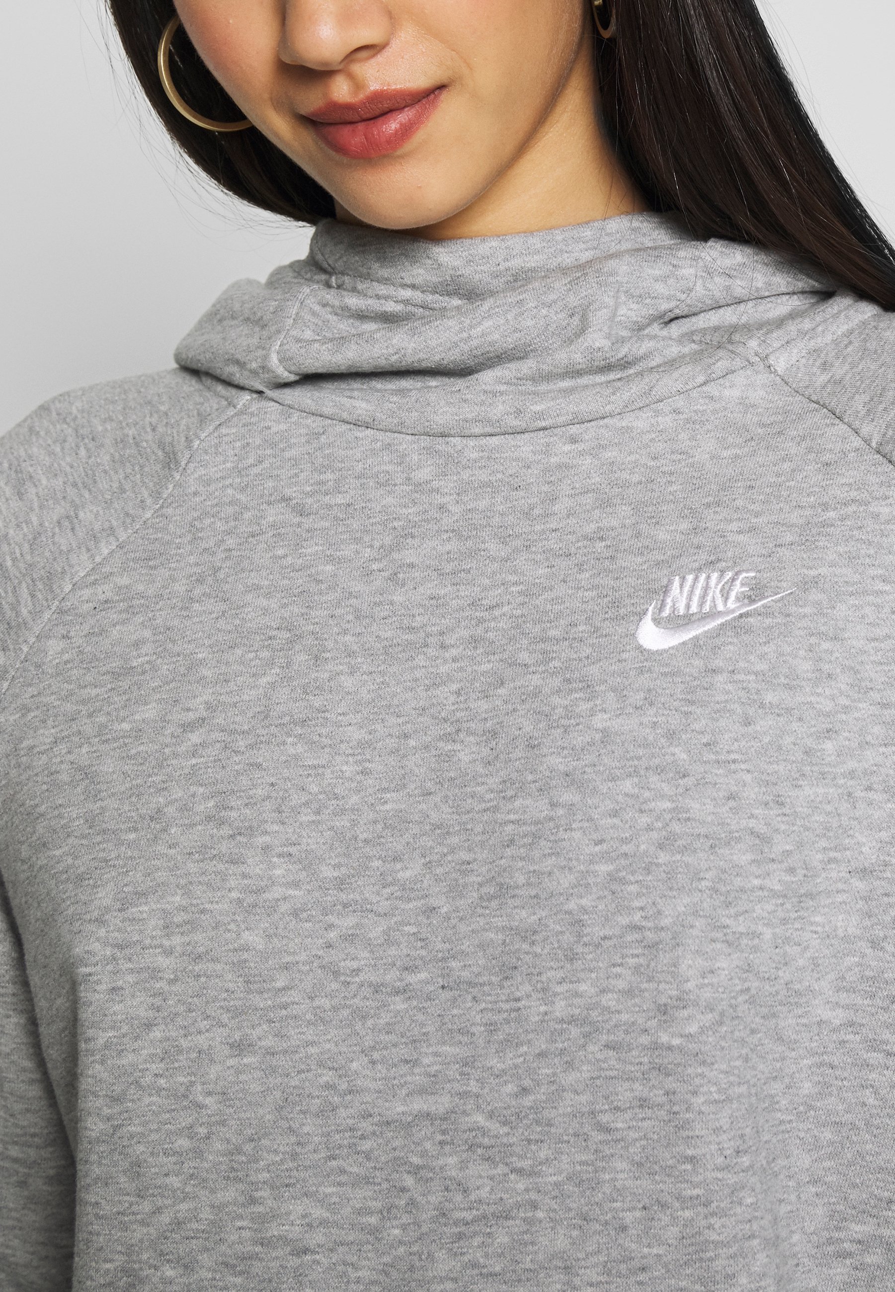 nike light grey sweatshirt