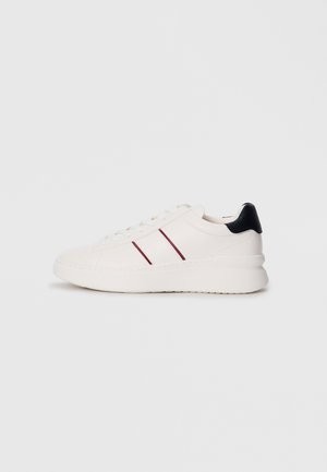 PAXON - Trainers - white
