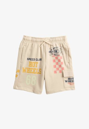 Beige elastiske taljeshorts med sidelommer, racerbils- og ternet flag-grafik, teksten "Speed Club Hot Wheels 68" og en klaplomme på højre ben.