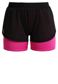 Pantalones cortos de malla negra sobre pantalones cortos ajustados rosas, con una cinturilla elástica y una textura suave, diseñados para ropa activa.