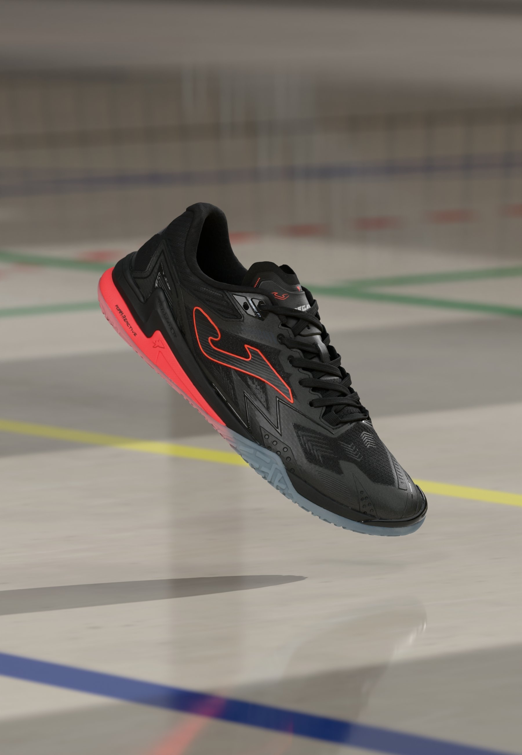 Joma REGATE REACTIVE - Indoor football boots - black - Zalando
