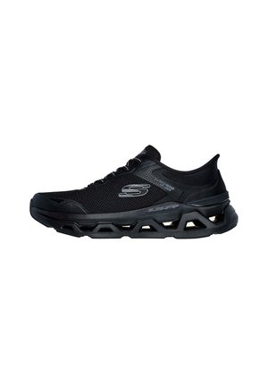 Trainers - black