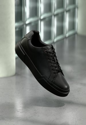 CHUNKY CUPSOLE LACEUP CLEAN - Sportcipő - black/bordeaux