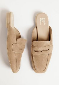 REGULAR FIT - SQUARE TOE COMFORT - Pantoletai - nude