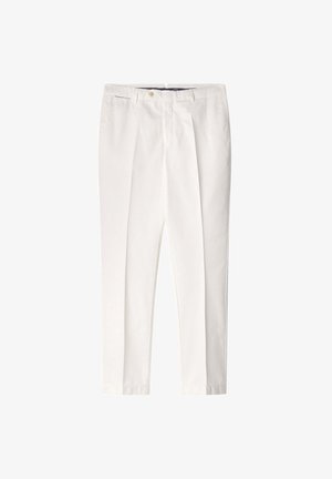 Pantalones de algodón blancos con un frente plisado, bolsillos laterales y pierna ajustada. Textura suave y diseño clásico para un uso versátil.