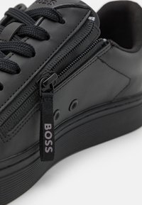 BOSS RHYS ADAPTIVE - Trainers - black