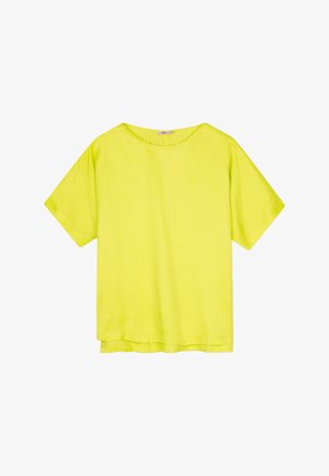 Neongeel, kortermig shirt met een ronde halslijn. Gemaakt van een glad, lichtgewicht materiaal. Losse, ontspannen pasvorm met een rechte zoom.