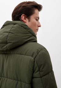 s.Oliver MIT KAPUZE - Winterjacke - khaki oliv