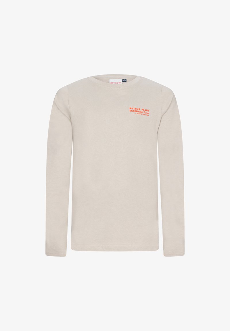 Helles beige Langarm-T-Shirt aus Baumwolle mit einem kleinen roten Logo auf der Brust. Einfaches Design mit Rundhalsausschnitt und geradem Schnitt.