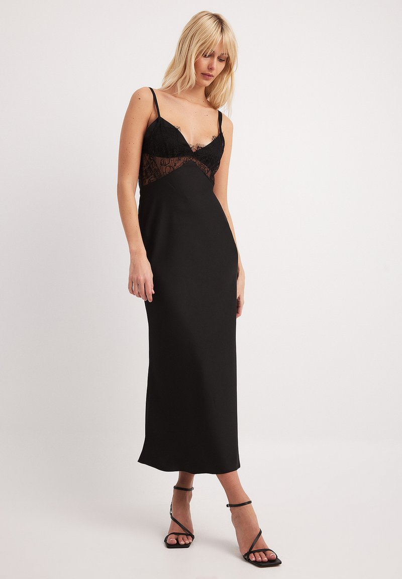 NA-KD Aukštakulniai sandalai - black