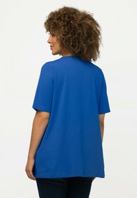 Ulla Popken RUNDHALSAUSSCHNITT - T-shirt basic - royal
