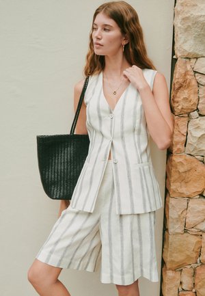 Next, Short - ecru stripe