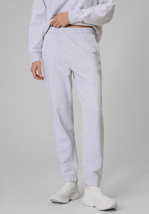 4F, 4F SPODNIE DRESOWE JOGGERY DAMSKIE - Tracksuit bottoms - cold light grey melange