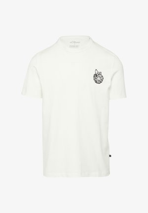 Witte katoenen T-shirt met korte mouwen, ronde halslijn en een zwarte cartoonafbeelding op de linkerkant van de borst met een karakter dat een koekje vasthoudt.