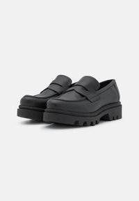 Kanna Sapatos sem atacadores - black