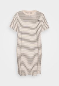 Beżowa sukienka t-shirt z krótkim rękawem w poziome niebieskie paski. Posiada okrągły dekolt i małe logo na klatce piersiowej. Wykonana z miękkiego materiału.