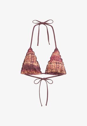 Háromszög alakú bikini felsőrész fodros szegélyekkel, bordó és bézs batikolási mintával, állítható nyak- és hátkötővel.