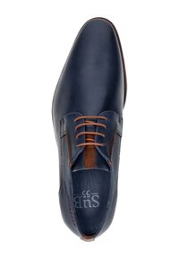 Marinekleurige leren schoen met een gladde afwerking, bruine veters, textuur zijpanelen en een ronde neus. Logo gedrukt aan de binnenkant.