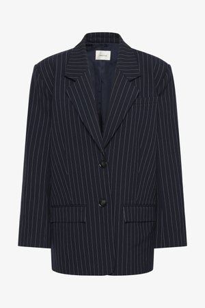 Tumes pinstripe bleizer, millel on näpuvöö ja kaks eesmist taskut, kaks nuppu ning vooderdatud sisemus. Kohandatud lõige, struktureeritud disain.