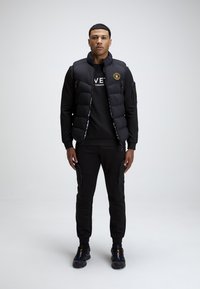 Alessandro Zavetti MALVINI czarny