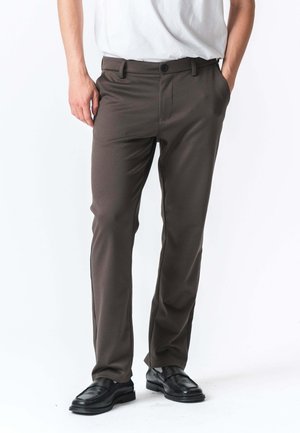 Chino - dark brown