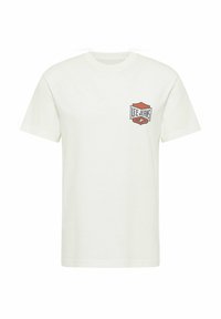 Biała bawełniana koszulka z krótkim rękawem, z małym, czerwonym, tarczowym logo "Lee Jeans" po lewej stronie klatki piersiowej. Okrągły dekolt.