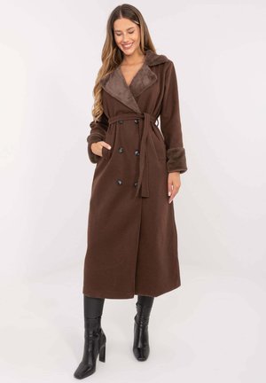 Madnezz House - Klasyczny płaszcz