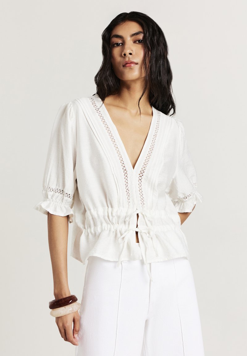 Calliope - RICAMO A JOUR - Blouse - bianco lana, Enlarge