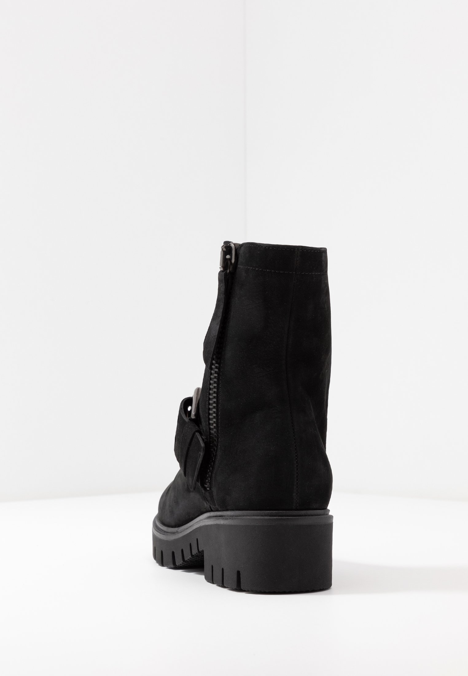 WIDE FIT Enkellaarsjes met plateauzool schwarz WIDE FIT Enkellaarsjes met plateauzool schwarz