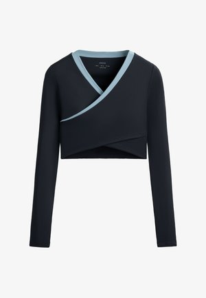 Sort cropped top med lange ærmer, der har et omslagsdesign og en lyseblå kraveaccent. Glat tekstur og struktureret pasform.