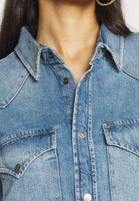 Diesel Farkkumekko - light-blue denim