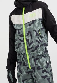 WE Fashion CASTOR SNOW SUIT - Overall - green