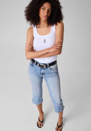 Guess Jeans HOCH GESCHNITTENE CAPRI-JEANS - Short en jean - hellblau
