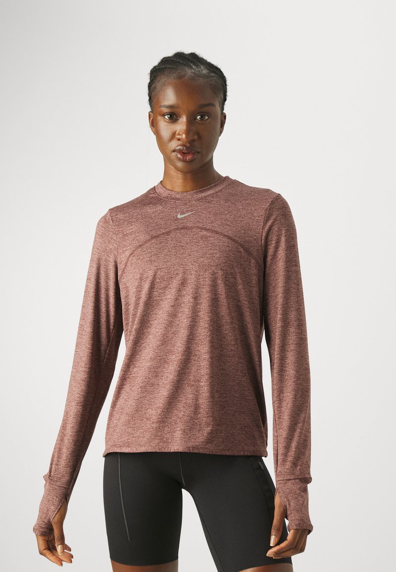 Nike Performance SWIFT TOP - Langærmet T-shirt - burgundy crush/smokey mauve/htr/(reflective silv)