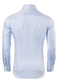 Lichtblauw overhem shirt met lange mouwen, een gestructureerde kraag, textuurstof en contrasterende witte knopen op de manchetten.
