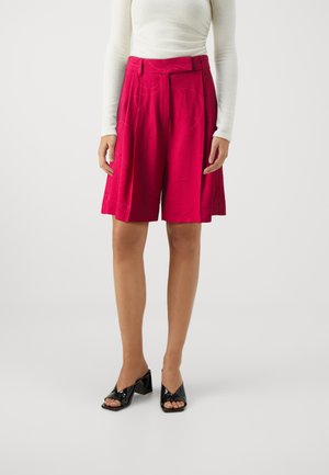 Shorts - persian red