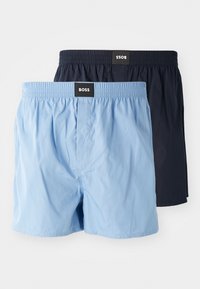 Seleccionado, light/pastel blue